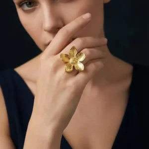 bague fleur acier