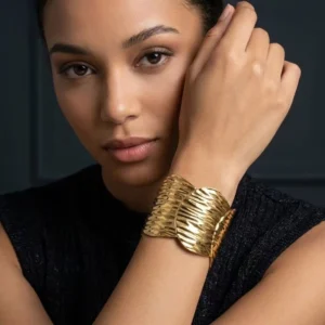 Bracelet jonc martelé en acier inoxydable