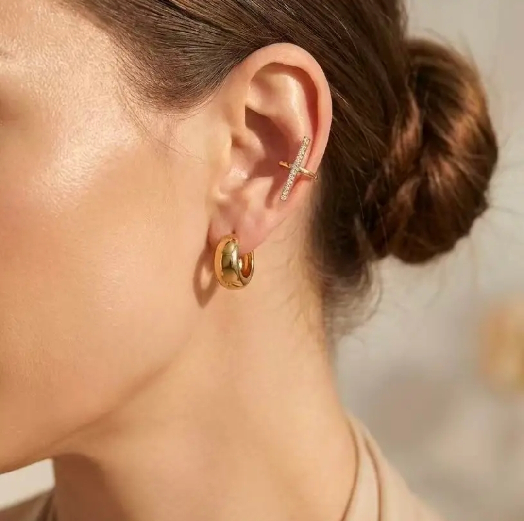 Earcuff ou bague d’oreille à strass/ grand